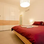 Apartament Seafront By Buena Vista *