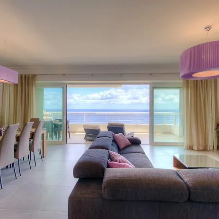 Seafront Apartamento *