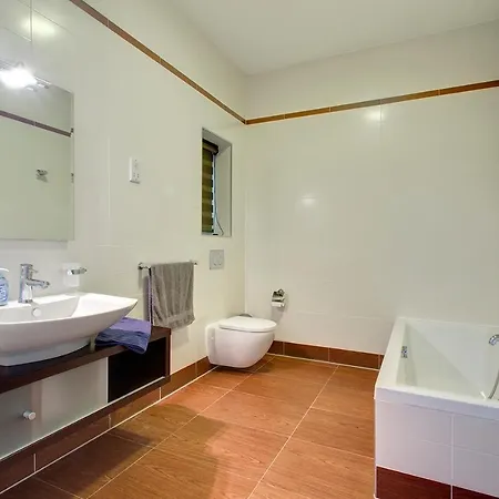 Seafront Apartamento