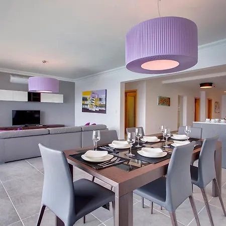 Seafront Apartamento