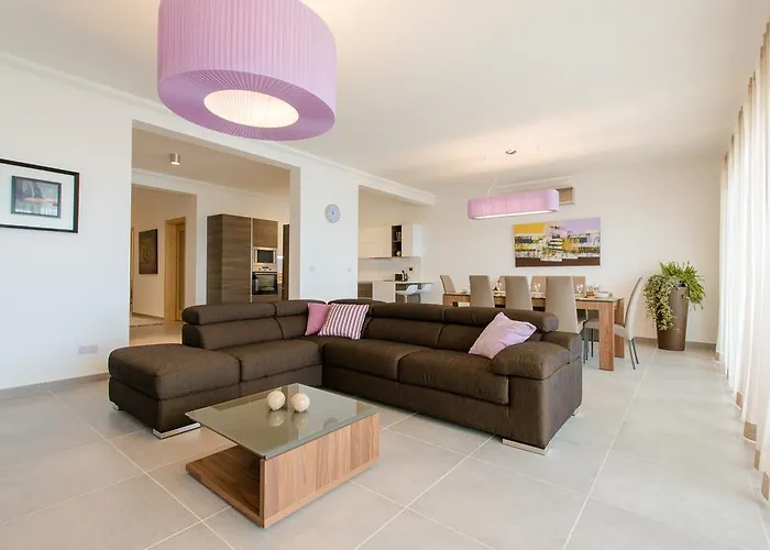 Seafront By Buena Vista Sliema