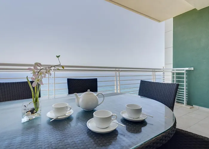 Seafront By Buena Vista