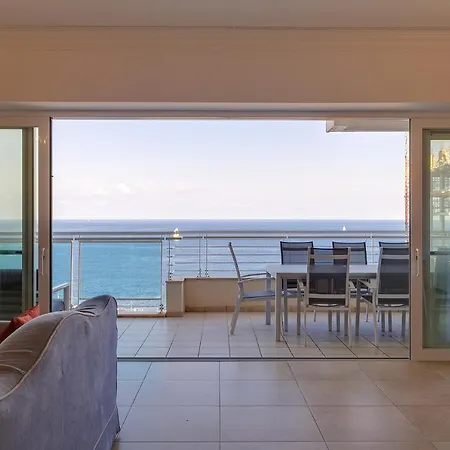 Seafront Apartment Sliema