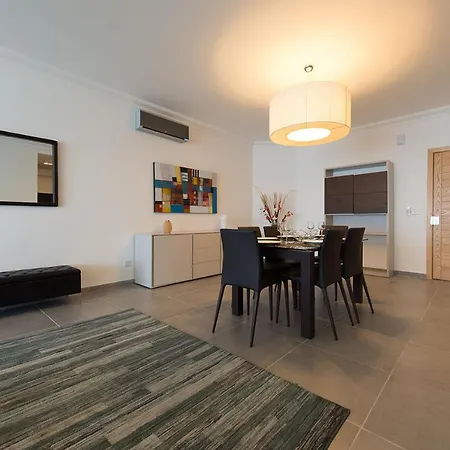 Apartment Seafront *