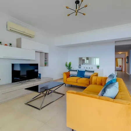 Apartment Seafront