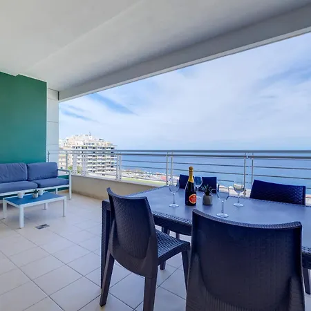 Apartment Seafront