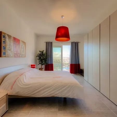 Apartment Seafront *