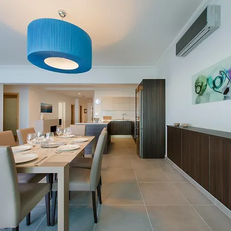 Apartment Seafront Sliema