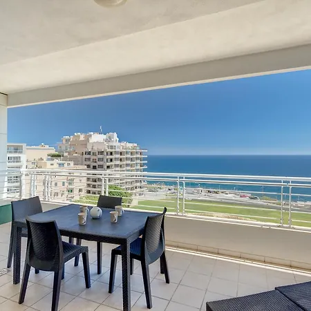 斯利马海滨公寓