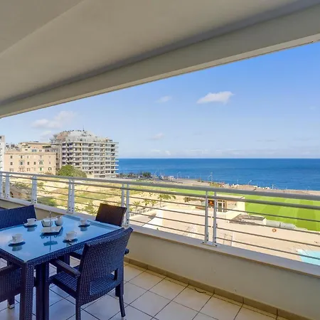 Apartment Seafront Sliema
