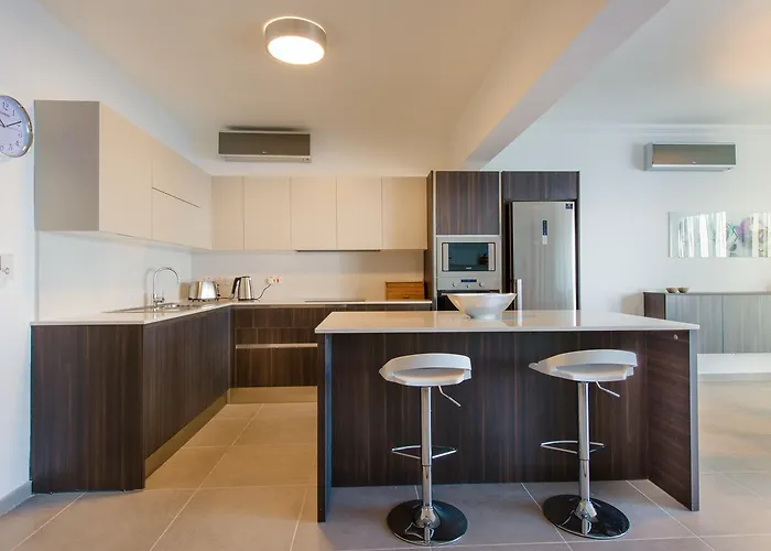 Seafront By Buena Vista Sliema