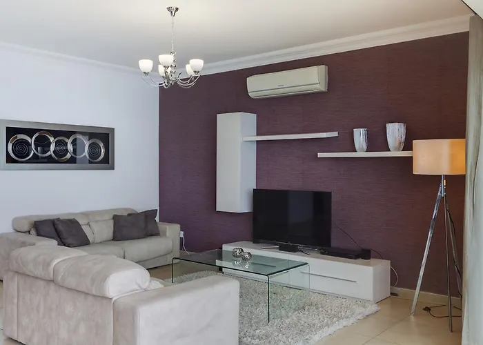 Seafront By Buena Vista