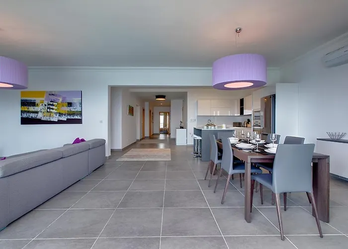 Apartament Seafront By Buena Vista