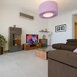 Apartment Seafront By Buena Vista *