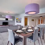 Seafront By Buena Vista Apartment